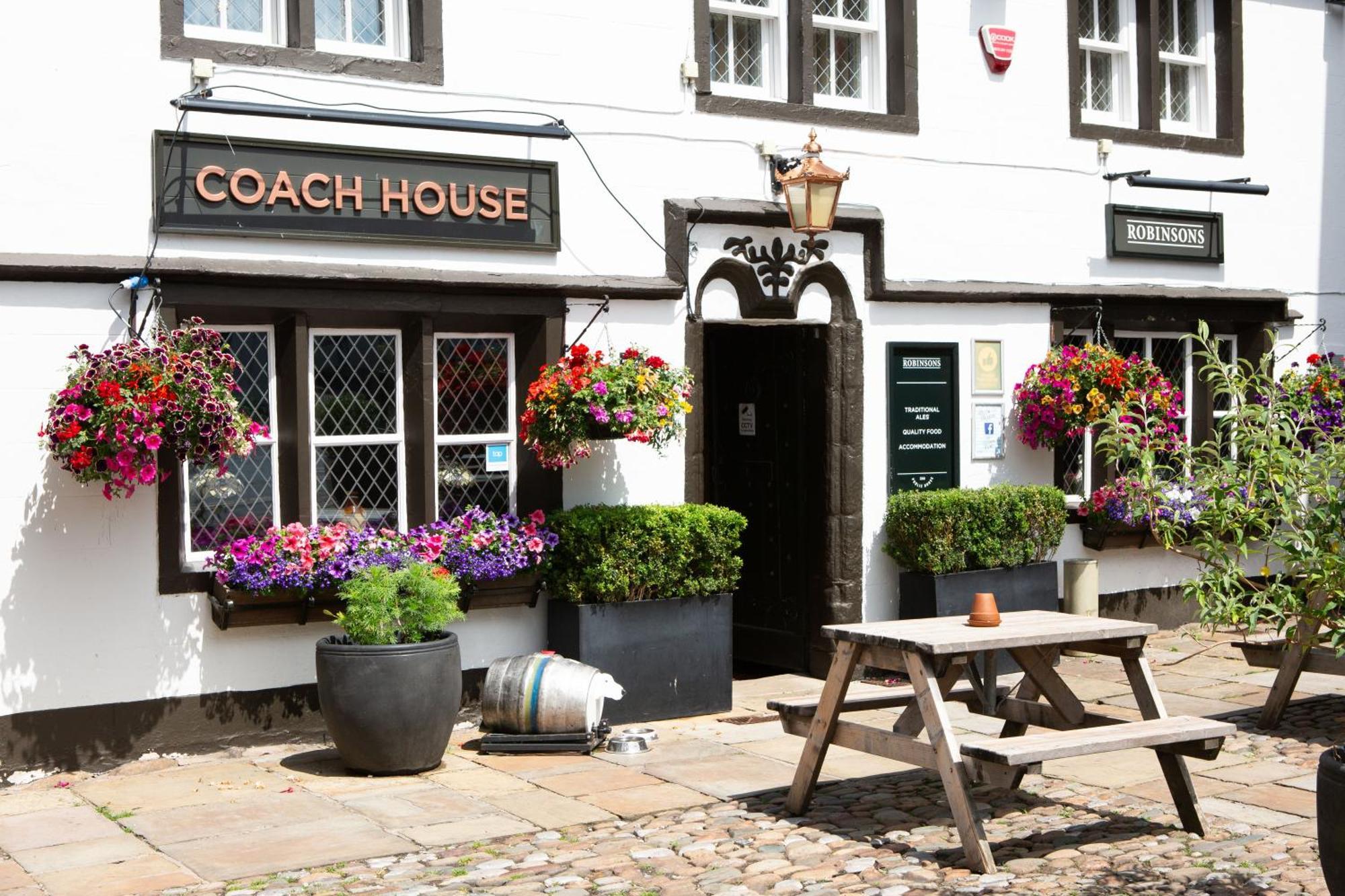 Coach House Inn