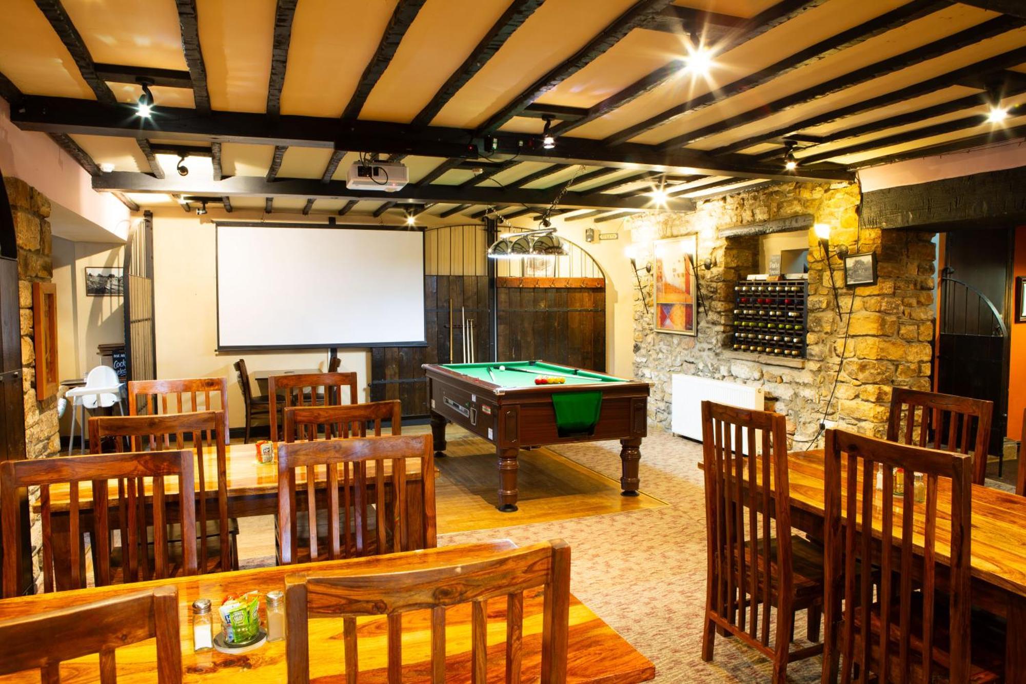 Inn Coach House 4*